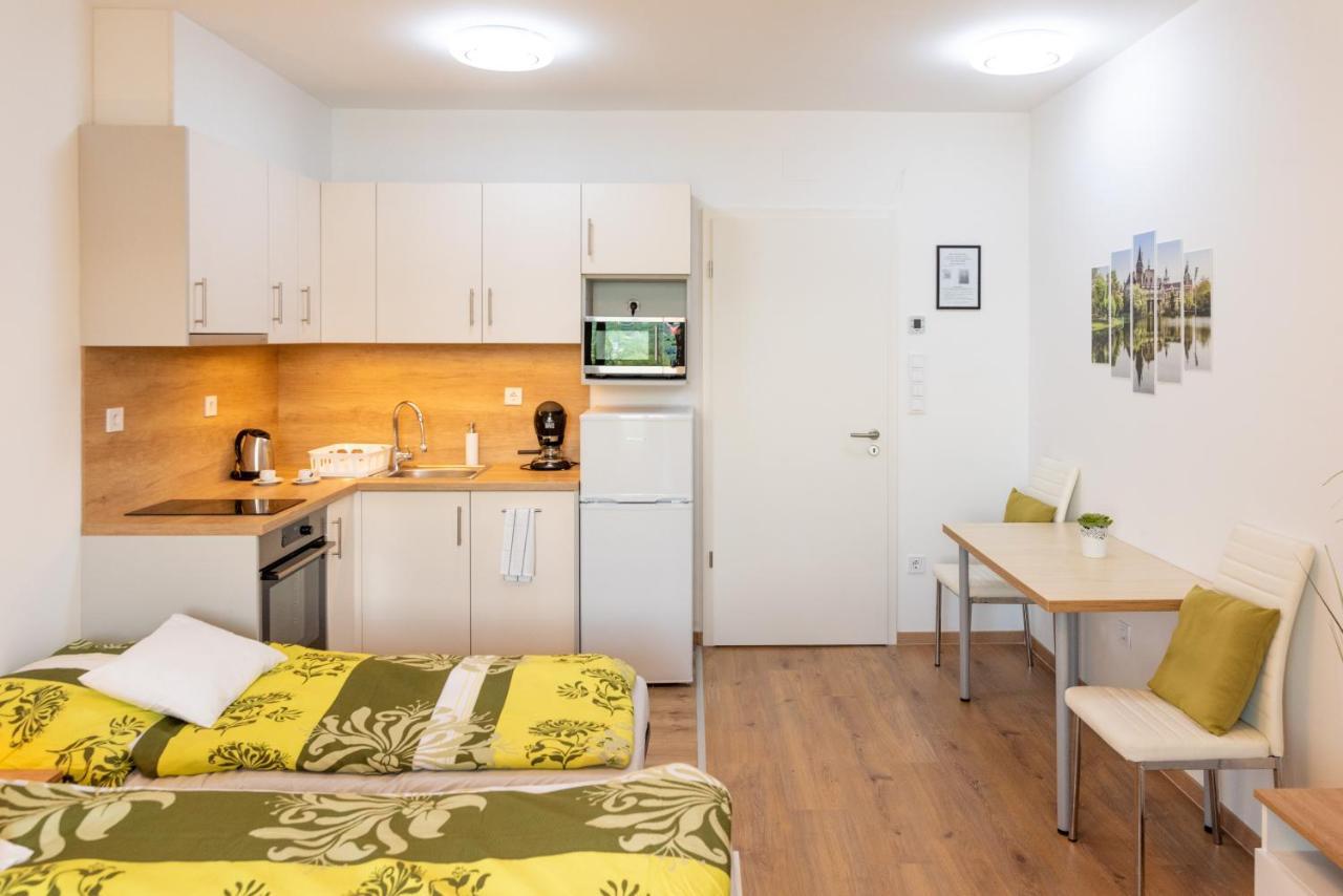 Sweet Studio: Mountain View Retreat With Parking * Budapest