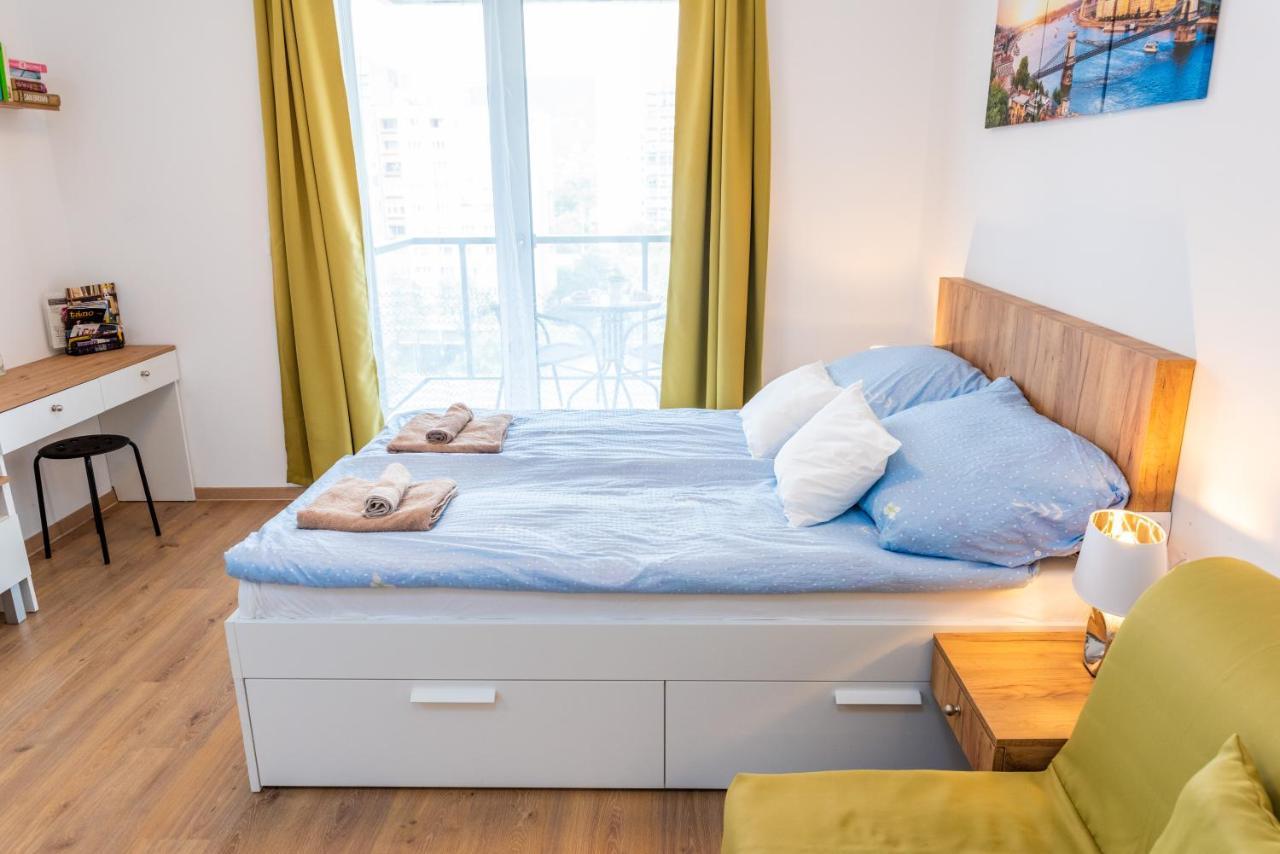 Sweet Studio: Mountain View Retreat With Parking Apartment *